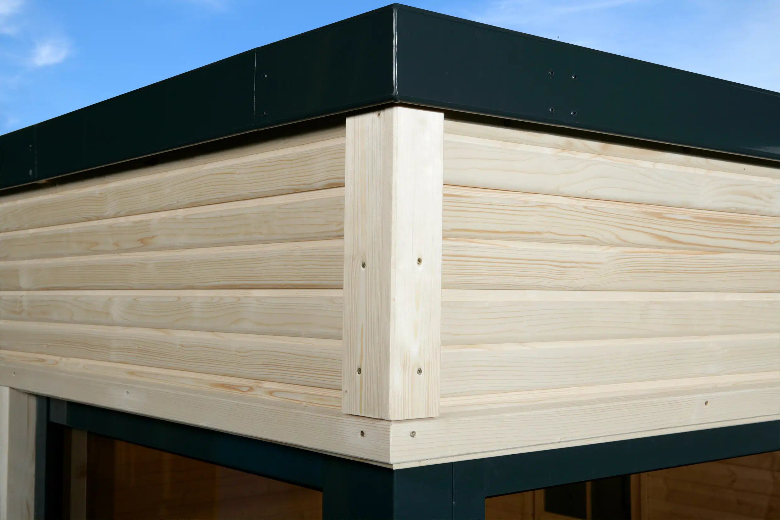 WEKA Design Sauna Gartenhaus aus Massivholz. Die Sauna ist ein Wohlfühlraum zum enstpannen