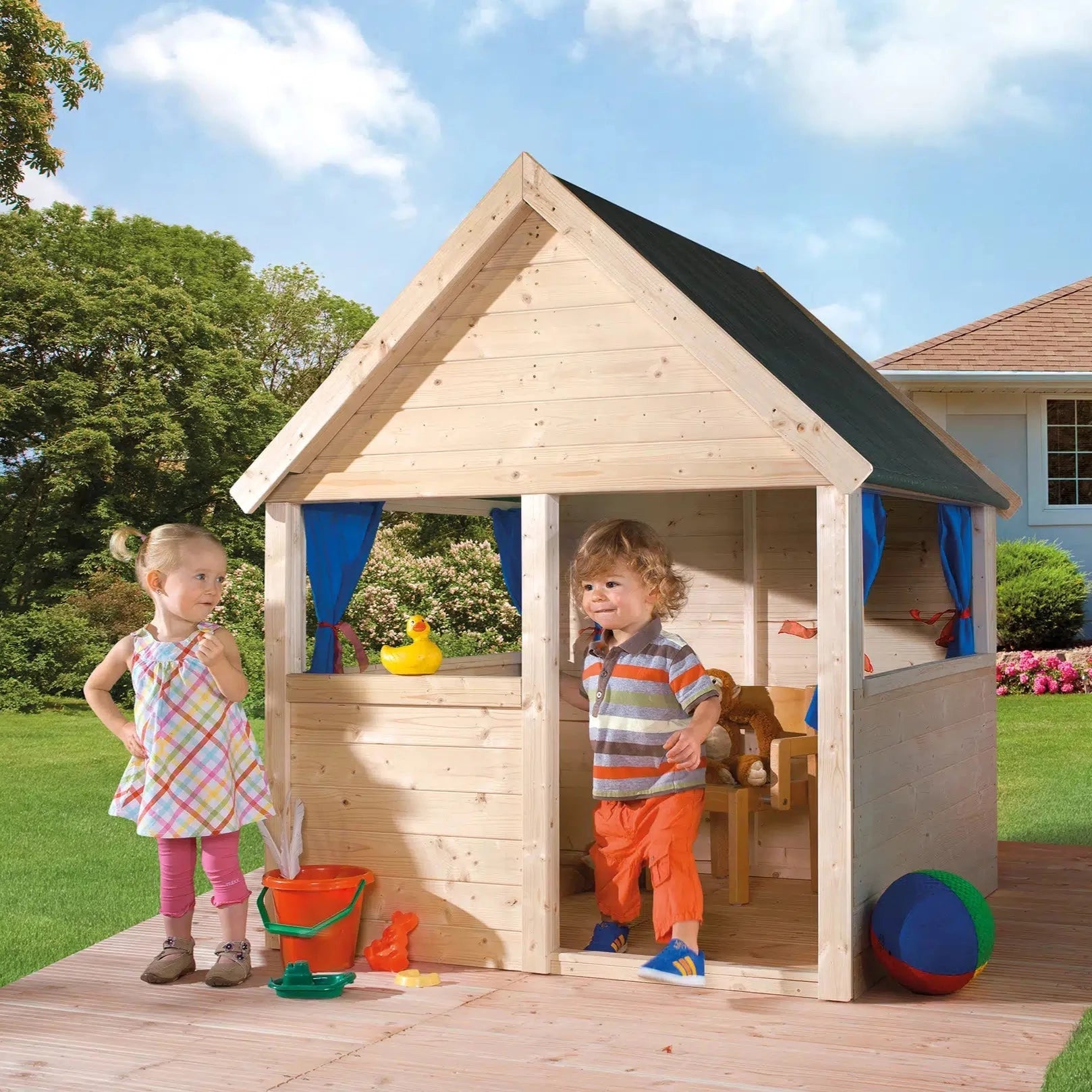 Kinderspielhaus Typ 815
