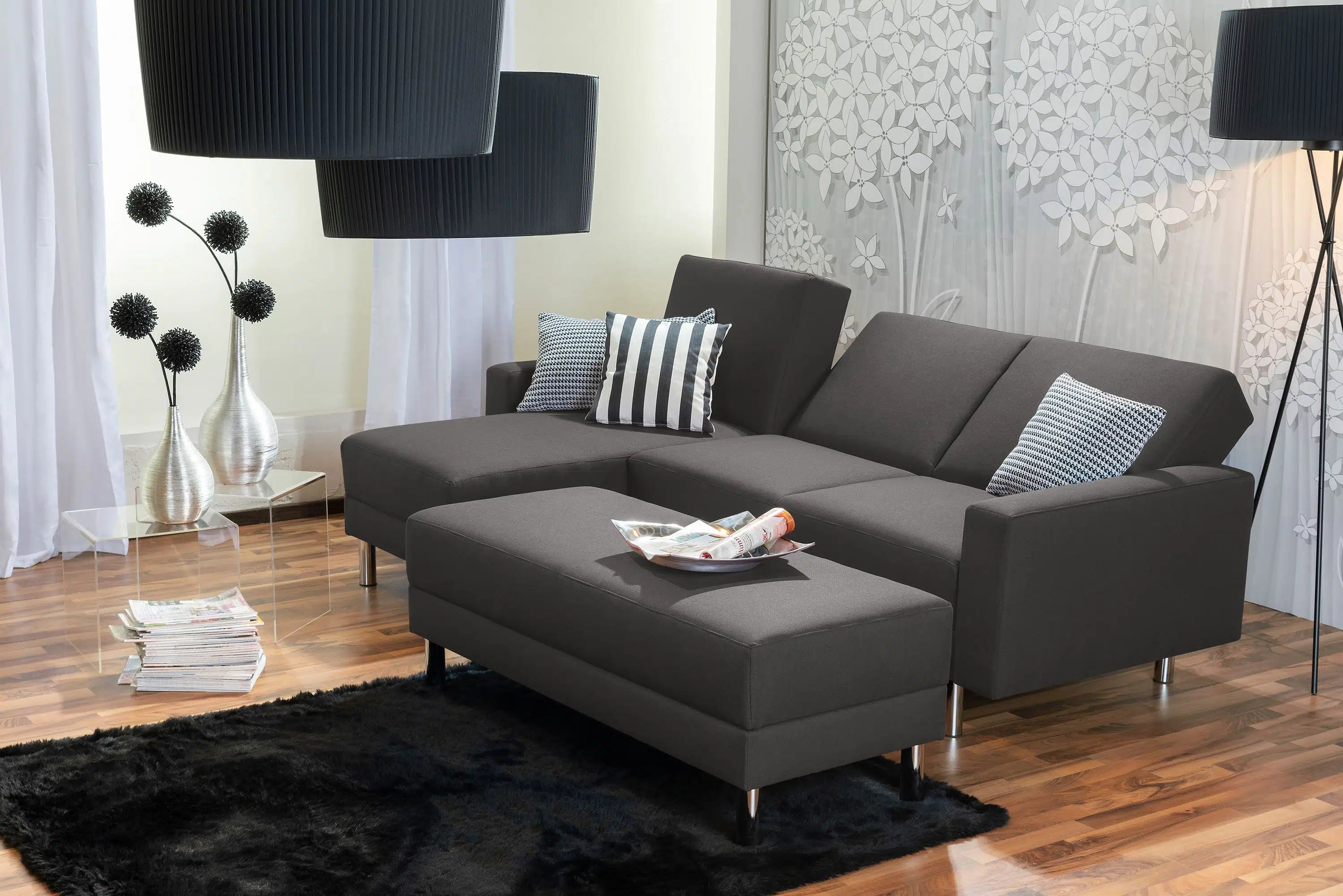 Just Fashion - Funktionssofa mit Hocker