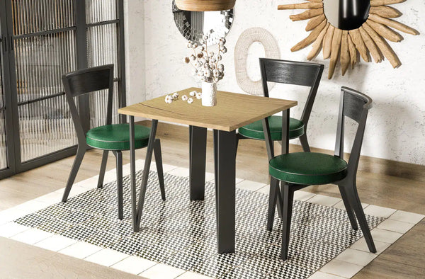 Der exquisite, ausziehbaren Holz Esstisch Adeo von Endo Möbel - ein wahrer Blickfang für Ihr Esszimmer! Mit seiner innovativen Ausziehfunktion ist dieser Tisch perfekt für gesellige Abende mit Familie und Freunden geeignet