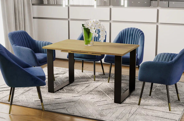 Der moderne Holz Esstisch von Endo Möbel ist ausziehbar. Perfekt für gemütliche Abendessen mit Familie und Freunden